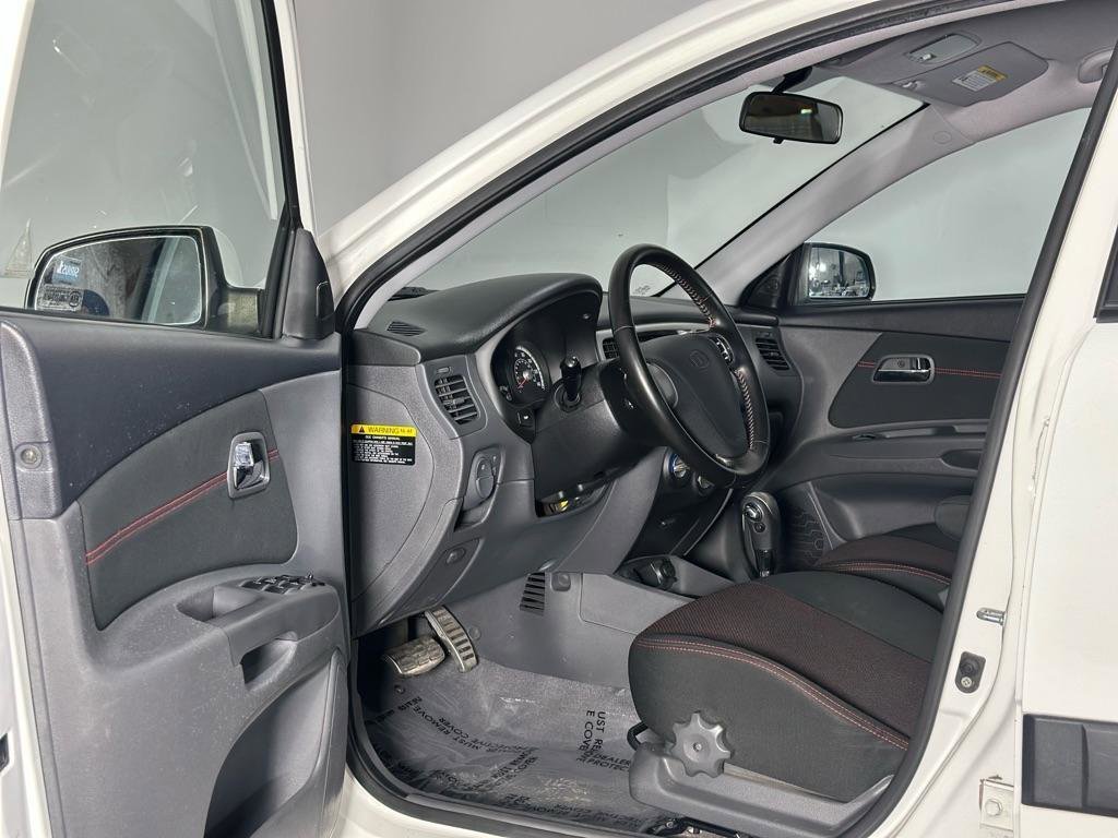 Used 2009 Kia Rio SX image 10