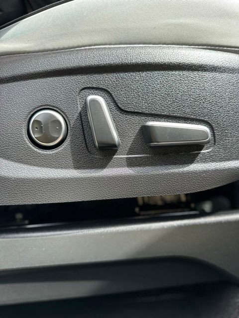 Used 2023 Hyundai Palisade SEL image 28