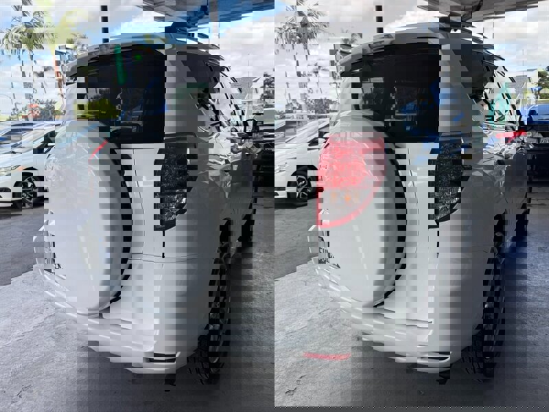 Used 2006 Toyota RAV4 2WD image 11