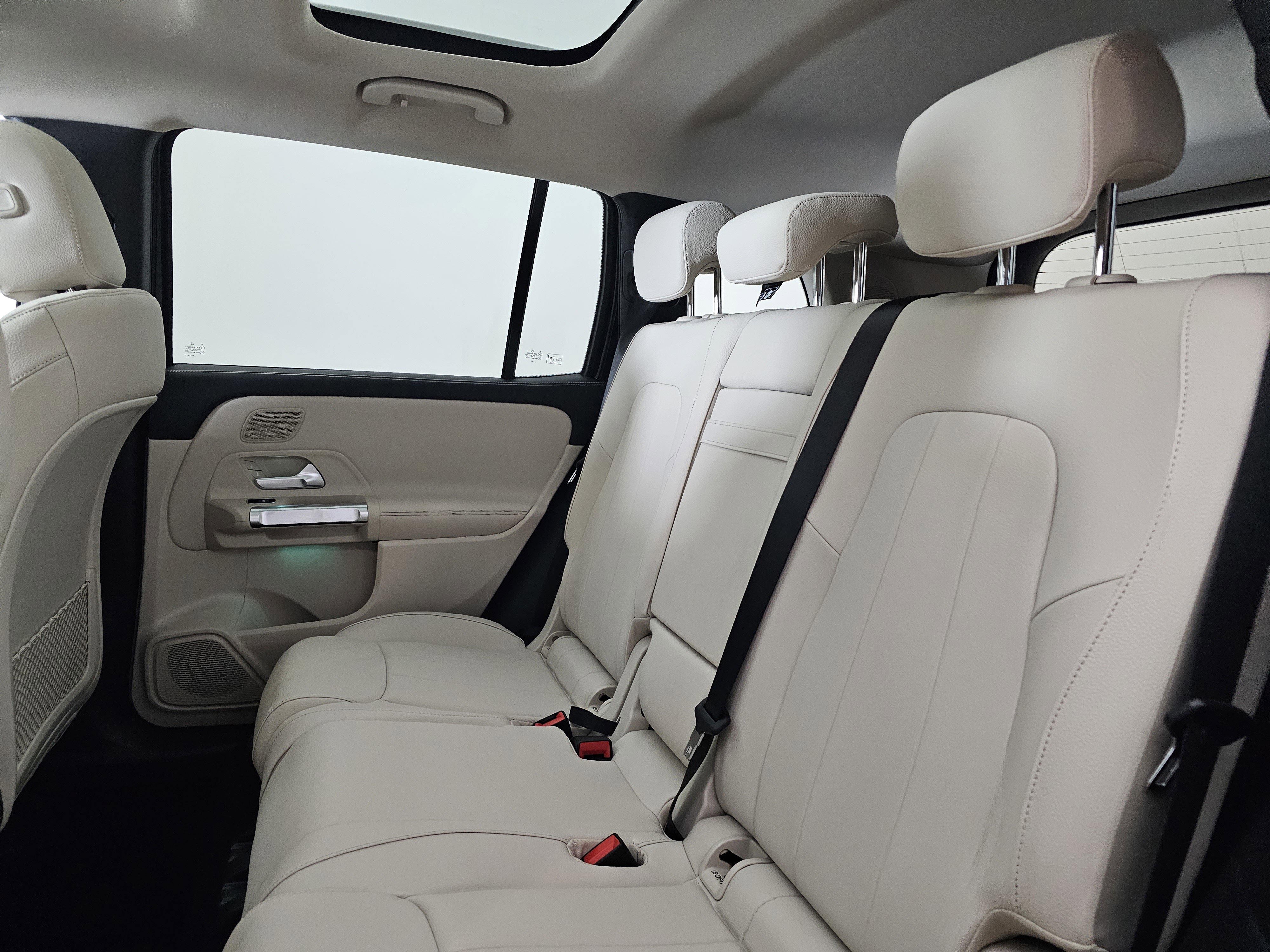 New 2026 Mercedes-Benz GLB 250 4MATIC image 21