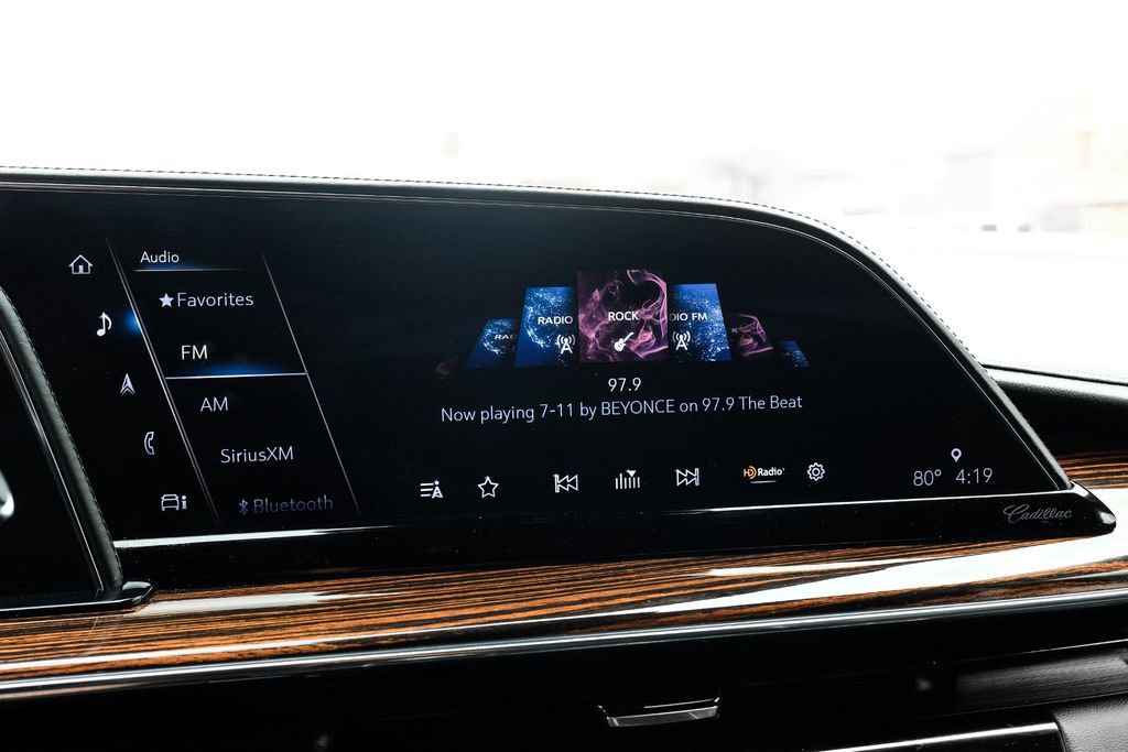 Used 2021 Cadillac Escalade Premium Luxury w/ Driver Assist Tech Package AWD/4WD image 31