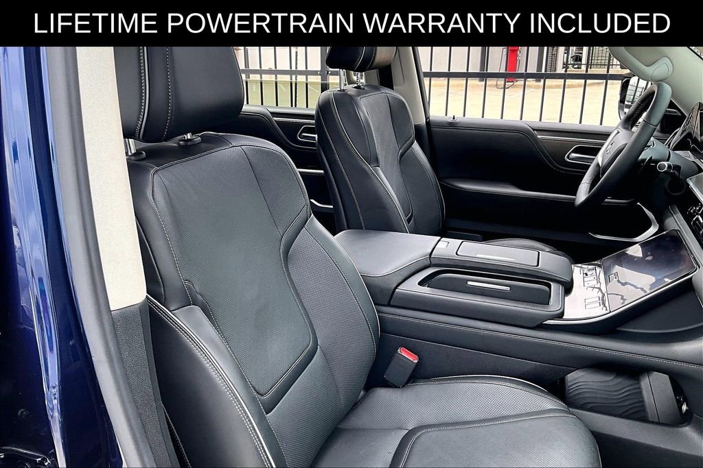 Certified 2025 INFINITI QX80 Luxe image 10