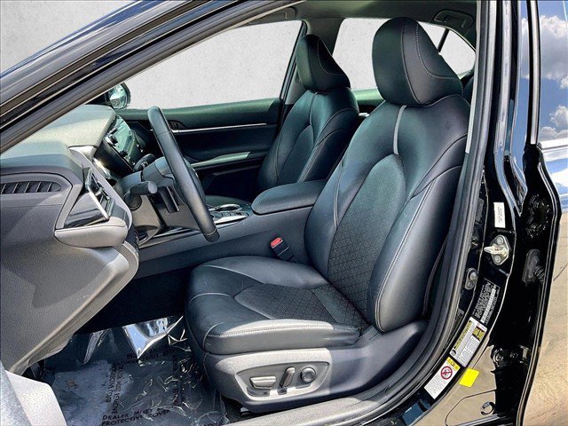 Used 2019 Toyota Camry XSE FWD image 27