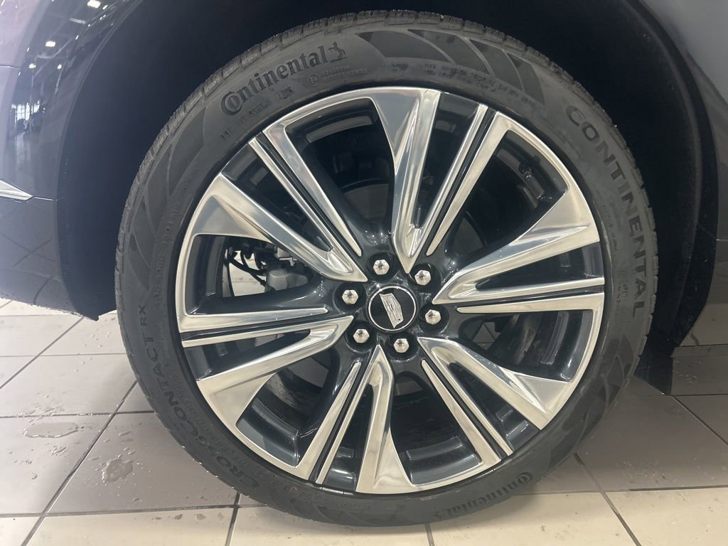 Used 2026 Cadillac Optiq Luxury 2 image 12