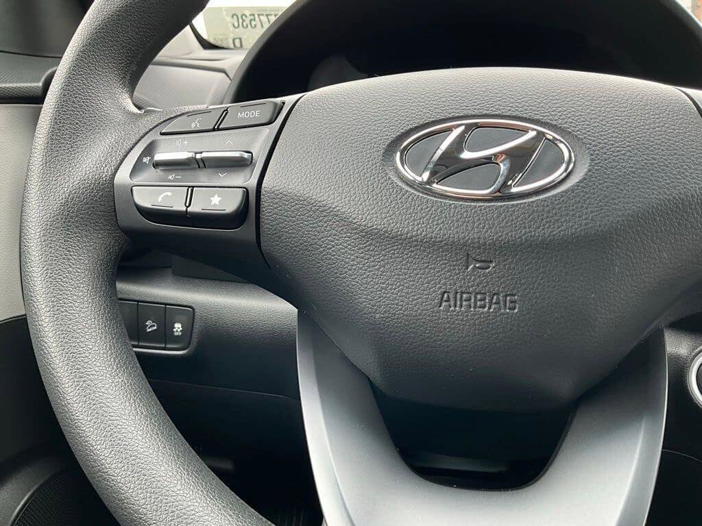 Used 2023 Hyundai Kona SEL AWD/4WD image 22