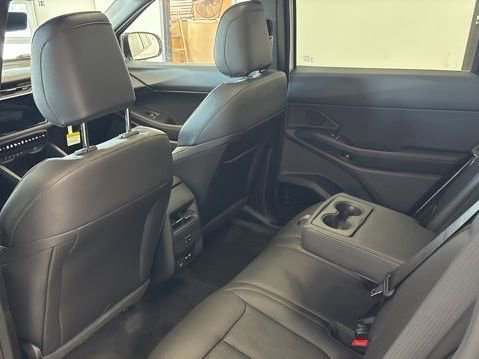 New 2026 Jeep Cherokee Overland w/ Advanced Pro Tech Group image 23