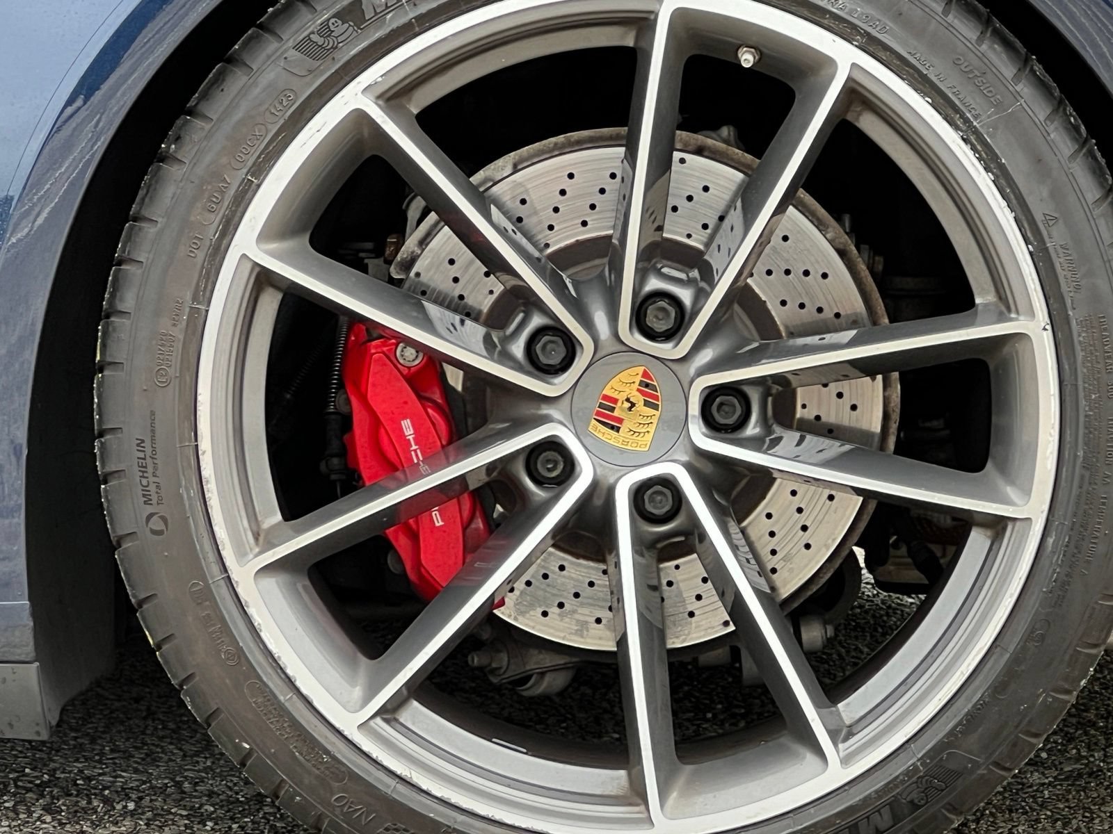 Certified 2020 Porsche 911 Carrera 4S AWD/4WD image 18