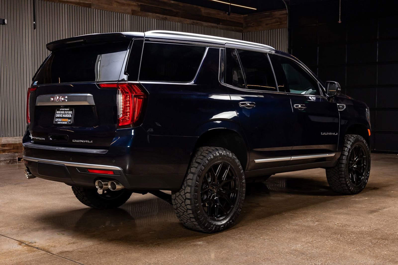 Used 2023 GMC Yukon Denali image 10