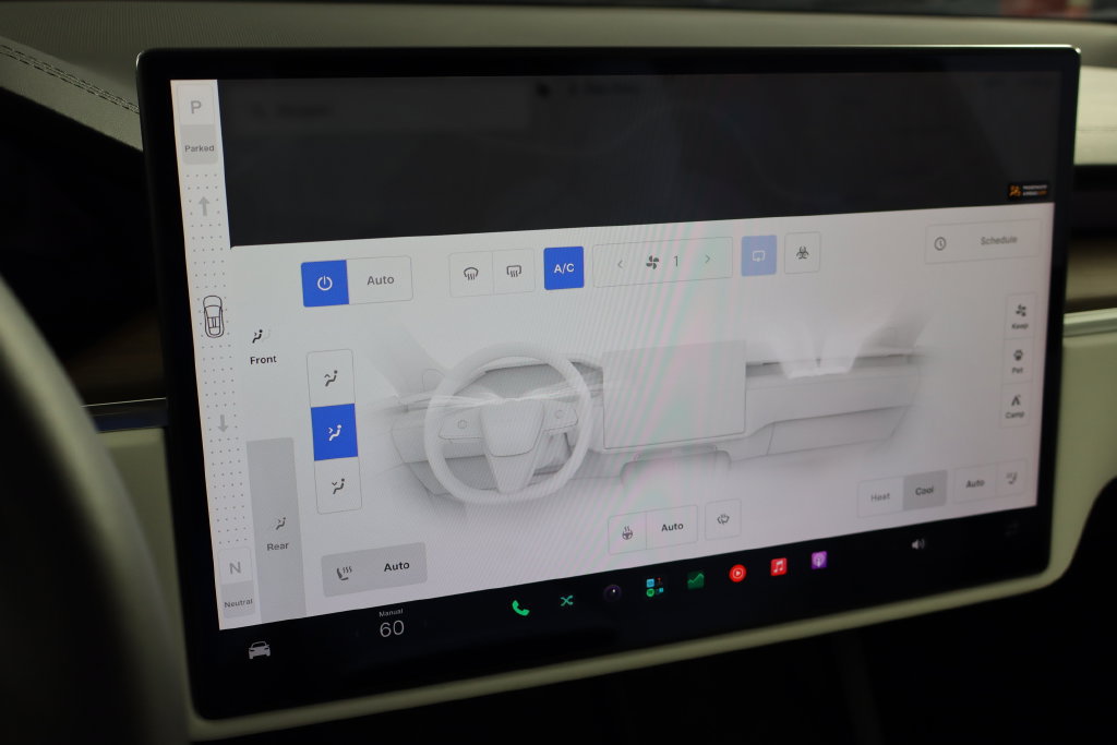 Used 2023 Tesla Model X AWD/4WD image 45