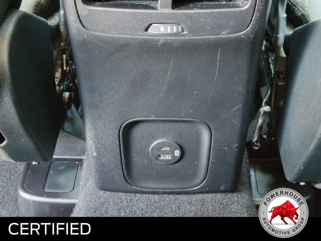 Certified 2020 Ford Escape SE image 16