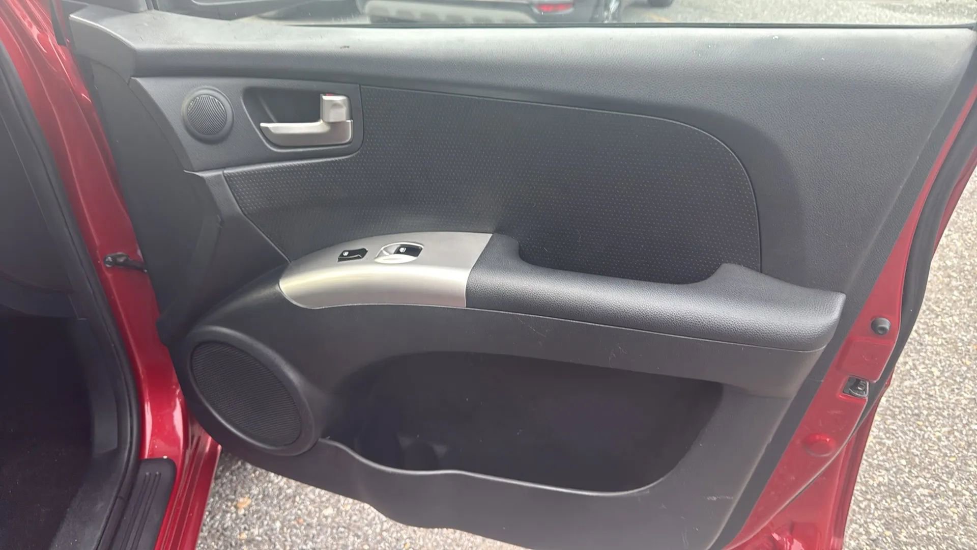 Used 2010 Kia Sportage LX image 11