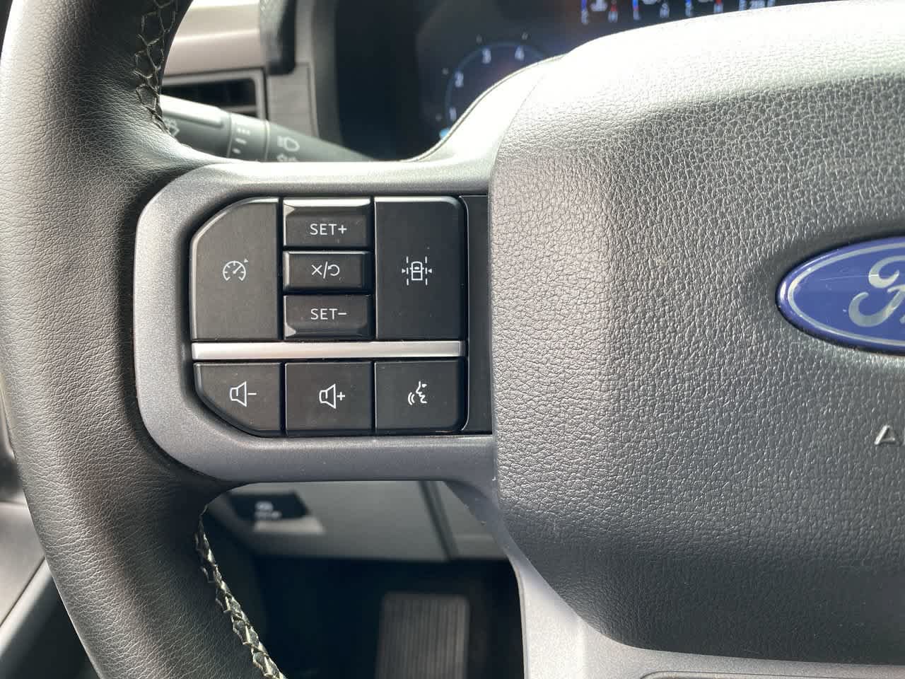 Used 2025 Ford F150 XLT AWD/4WD image 20