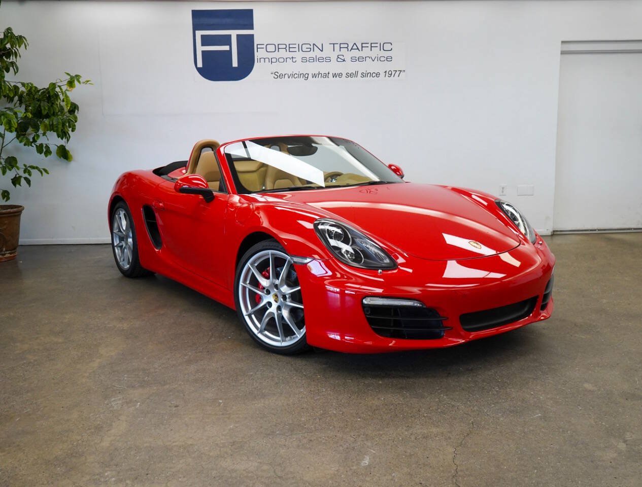Used 2015 Porsche Boxster S RWD image 6