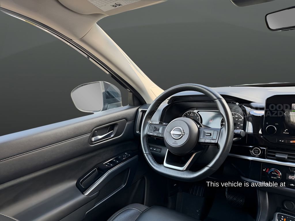 Used 2023 Nissan Pathfinder SL w/ SL Premium Package AWD/4WD image 30