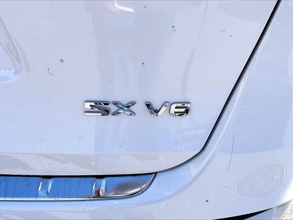 Used 2016 Kia Sorento SX image 8