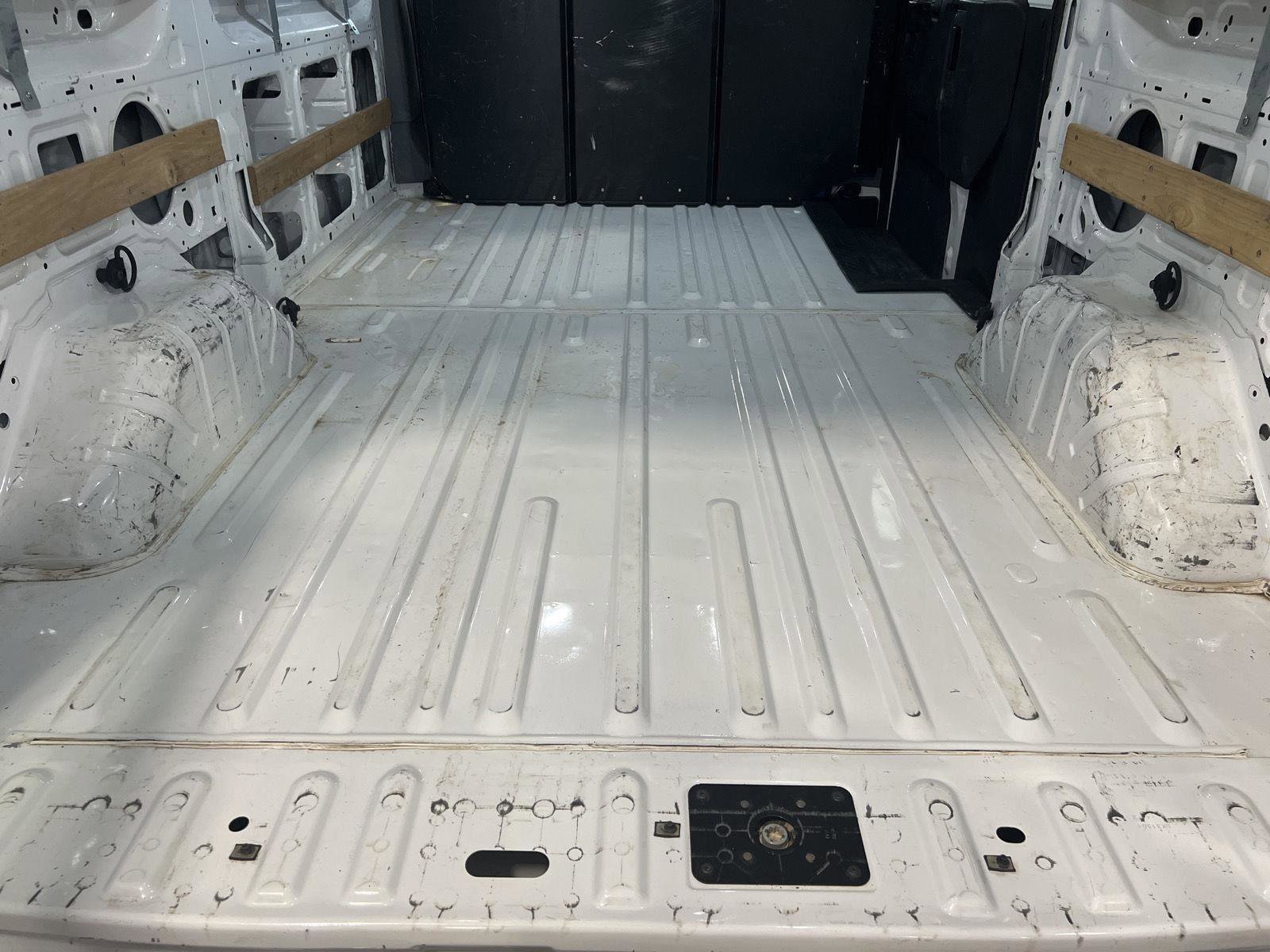 Used 2019 Ford Transit 250 130 Low Roof w/ Exterior Upgrade Package image 10