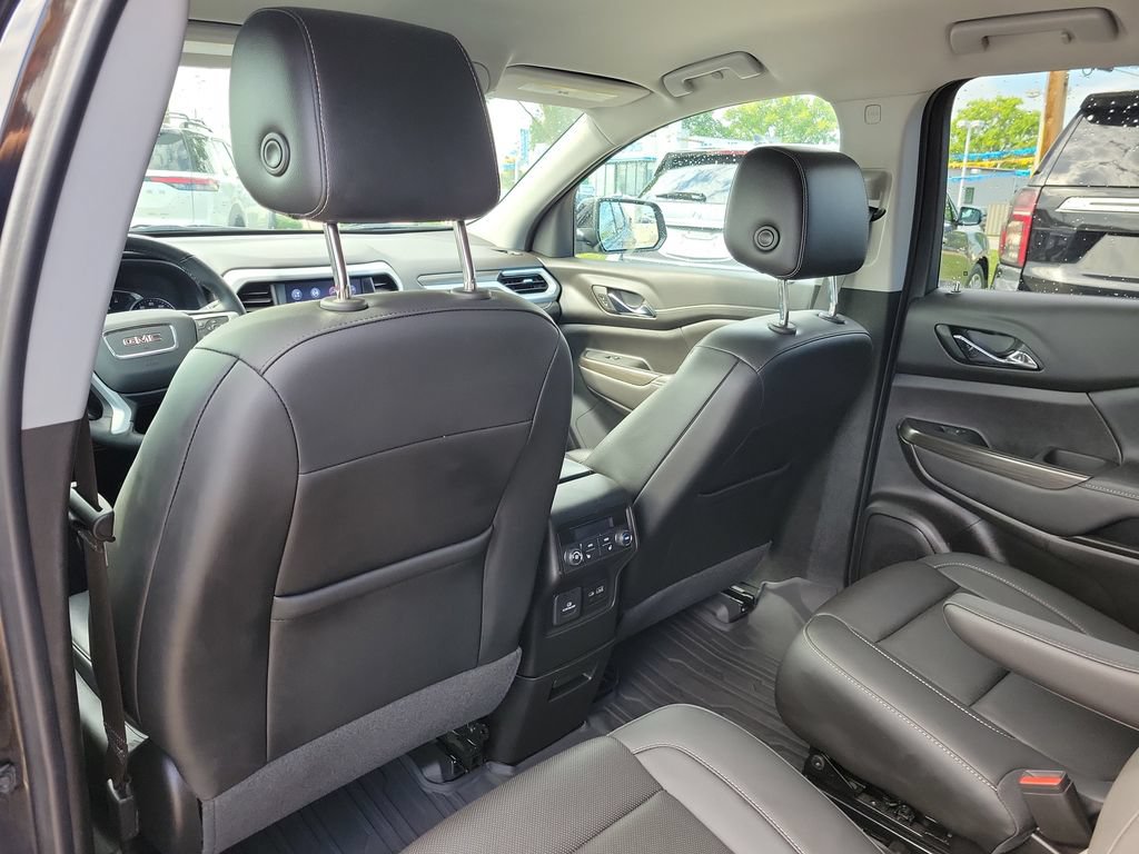 Used 2023 GMC Acadia SLT w/ Elevation Edition AWD/4WD image 15