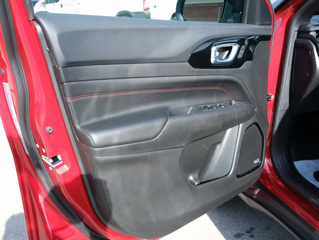 Used 2024 Jeep Compass Trailhawk w/ Trailhawk Elite Group image 15