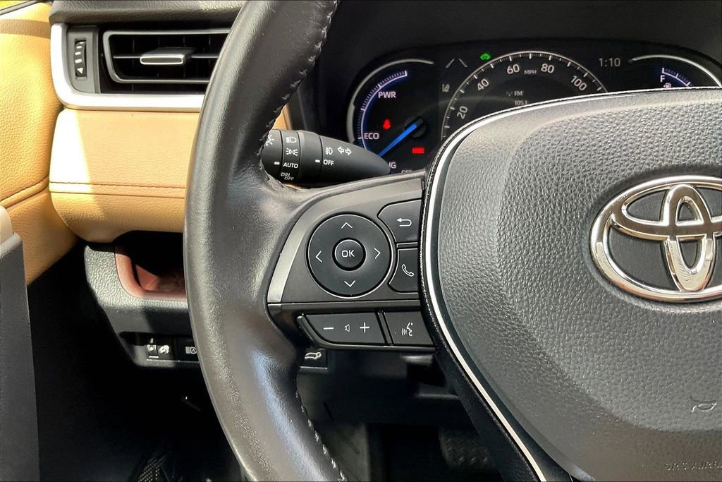 Used 2019 Toyota RAV4 Limited AWD/4WD image 21