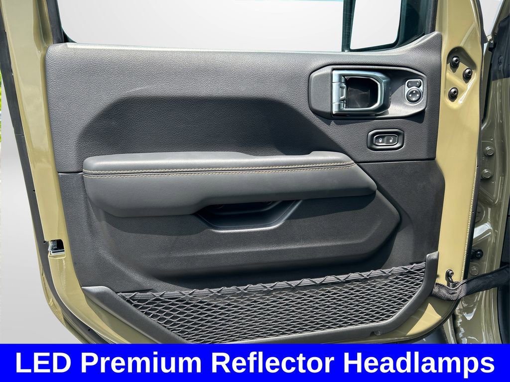 New 2025 Jeep Gladiator Sport w/ Premium Package image 28