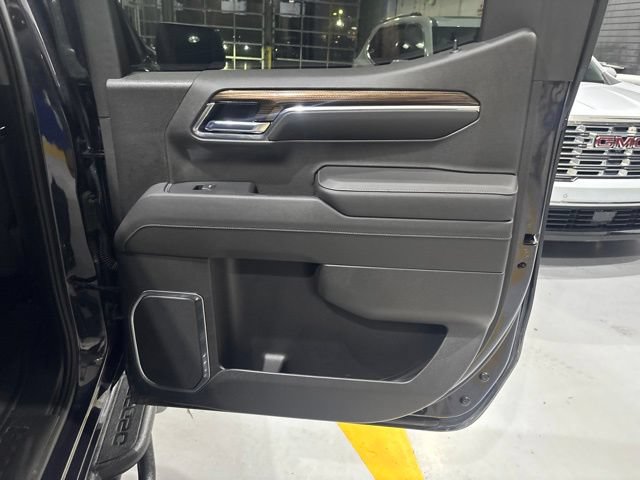 Used 2022 Chevrolet Silverado 1500 LT Trail Boss w/ Convenience Package II AWD/4WD image 34