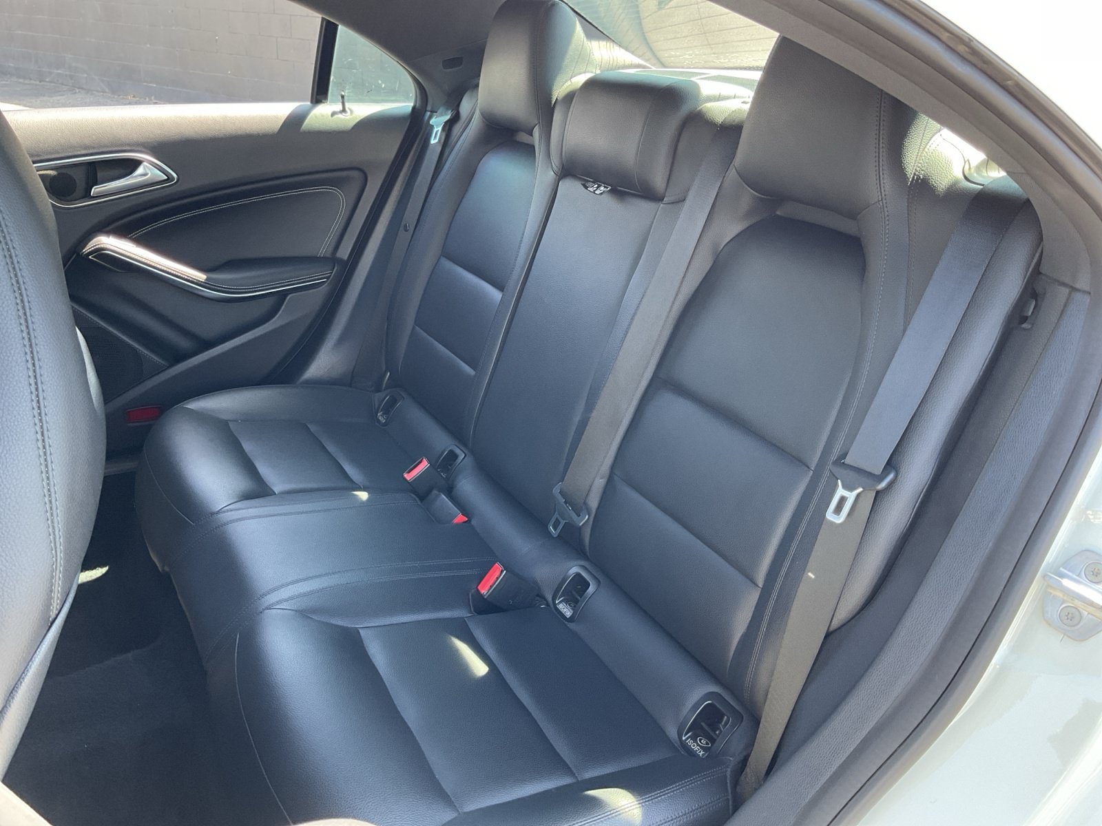 Used 2014 Mercedes-Benz CLA 250 image 19