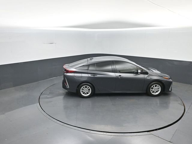 Used 2018 Toyota Prius Prime Premium FWD image 31