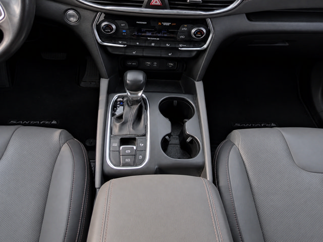 Used 2019 Hyundai Santa Fe Limited FWD image 12