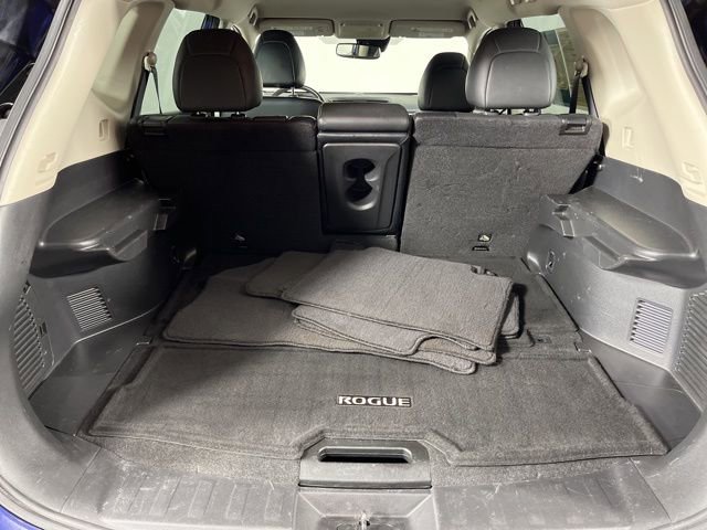 Used 2018 Nissan Rogue SL image 46