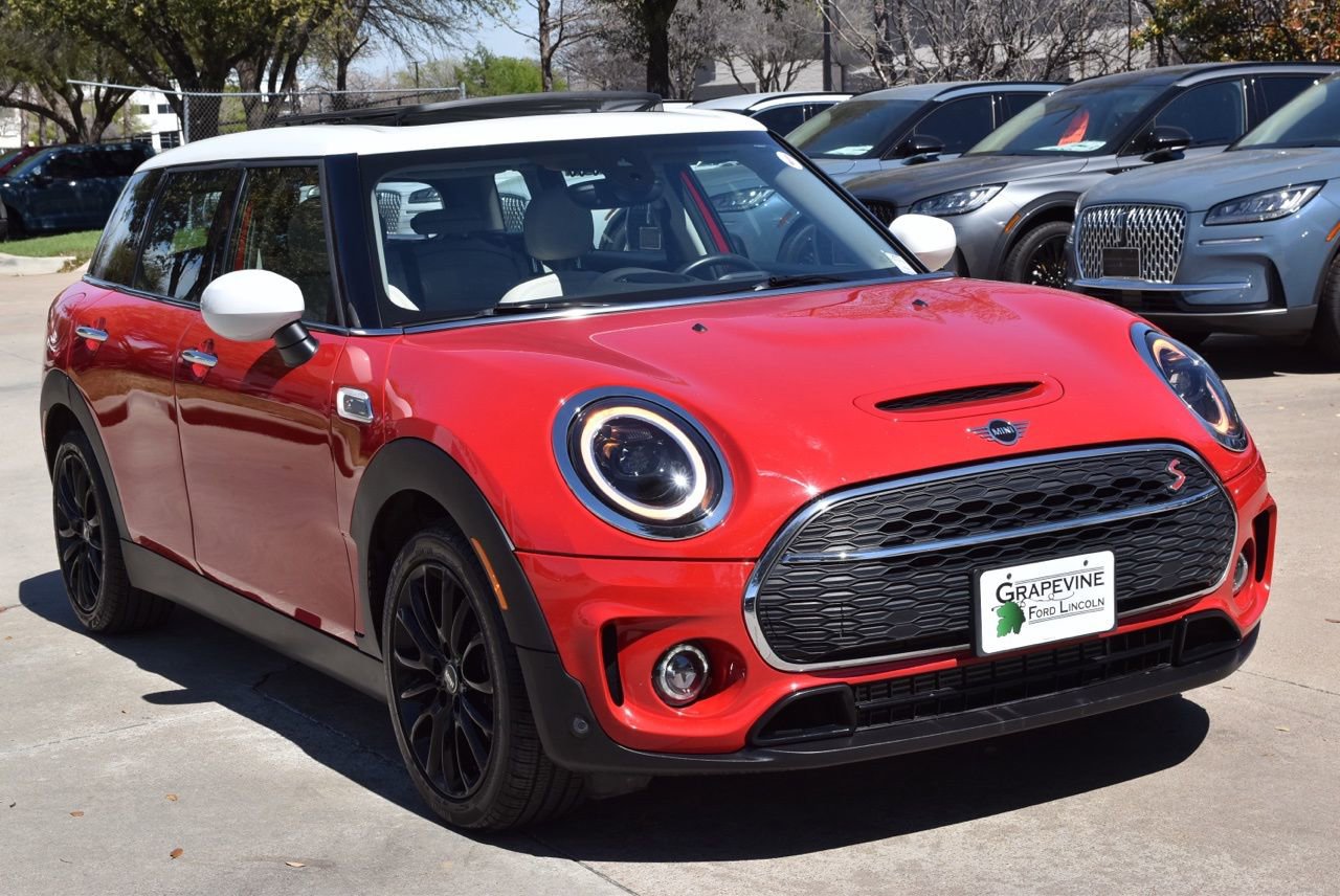 Used 2024 MINI Cooper Clubman S w/ Signature Upholstery Package FWD image 4