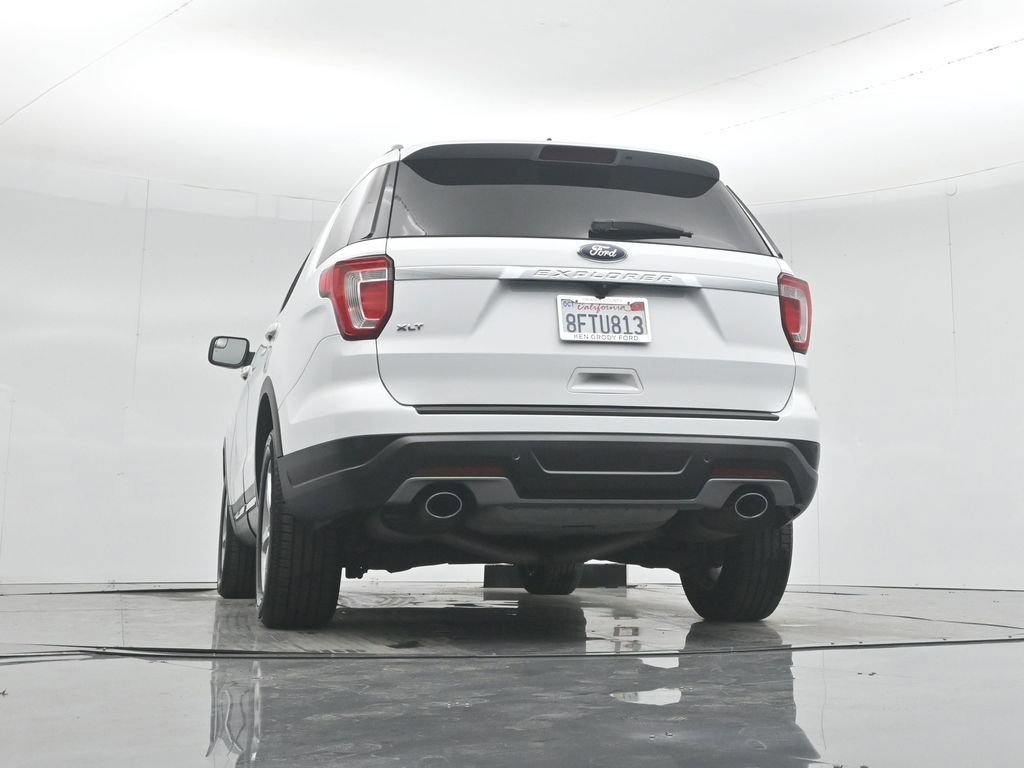 Used 2018 Ford Explorer XLT image 52