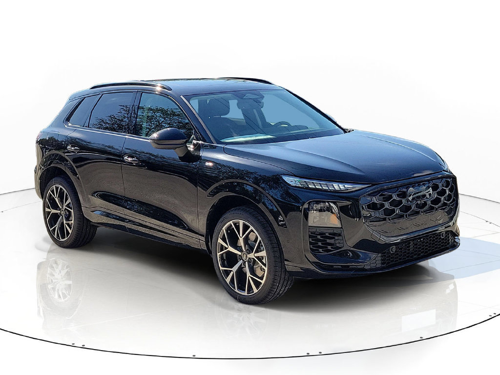 New 2026 Audi Q3 quattro 2.0T AWD/4WD image 1