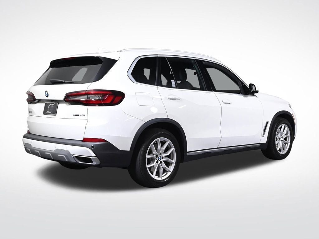 Used 2022 BMW X5 xDrive40i w/ Premium Package AWD/4WD image 5