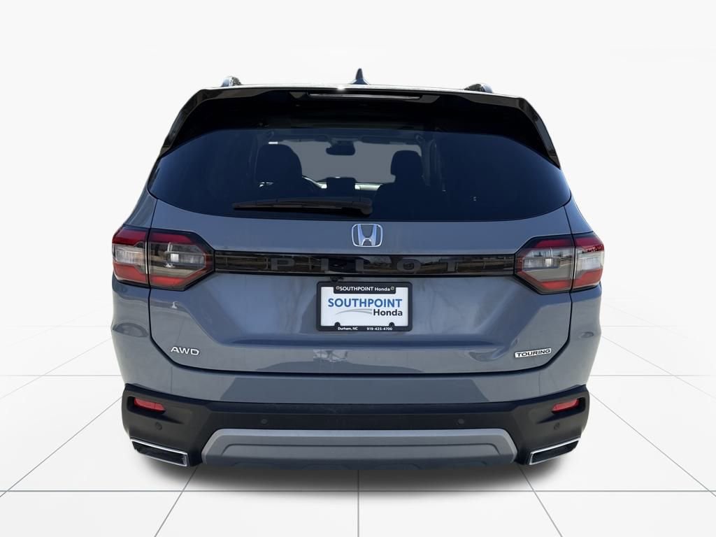 Used 2023 Honda Pilot Touring image 7