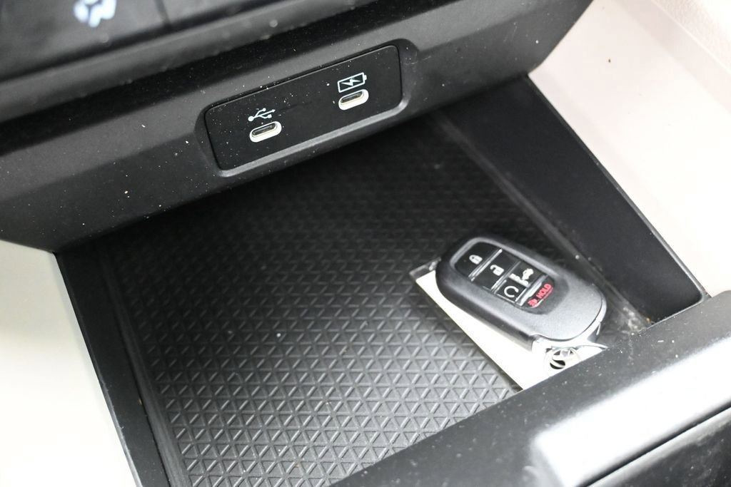 Certified 2023 Honda Accord EX image 22