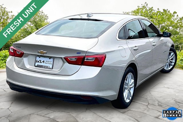 Used 2016 Chevrolet Malibu Hybrid FWD image 2