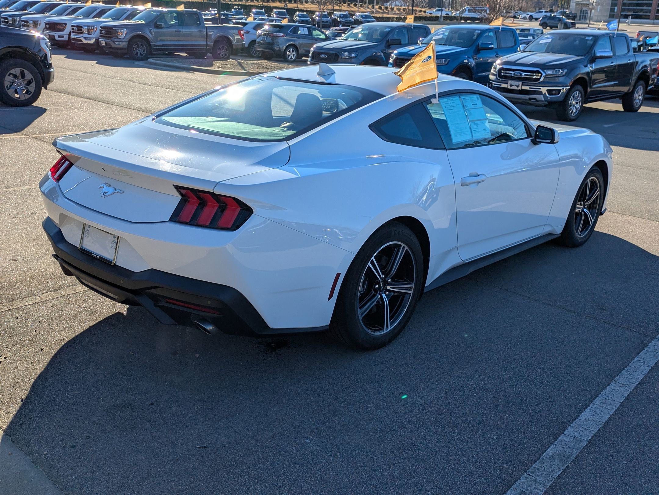 Certified 2025 Ford Mustang Coupe image 4