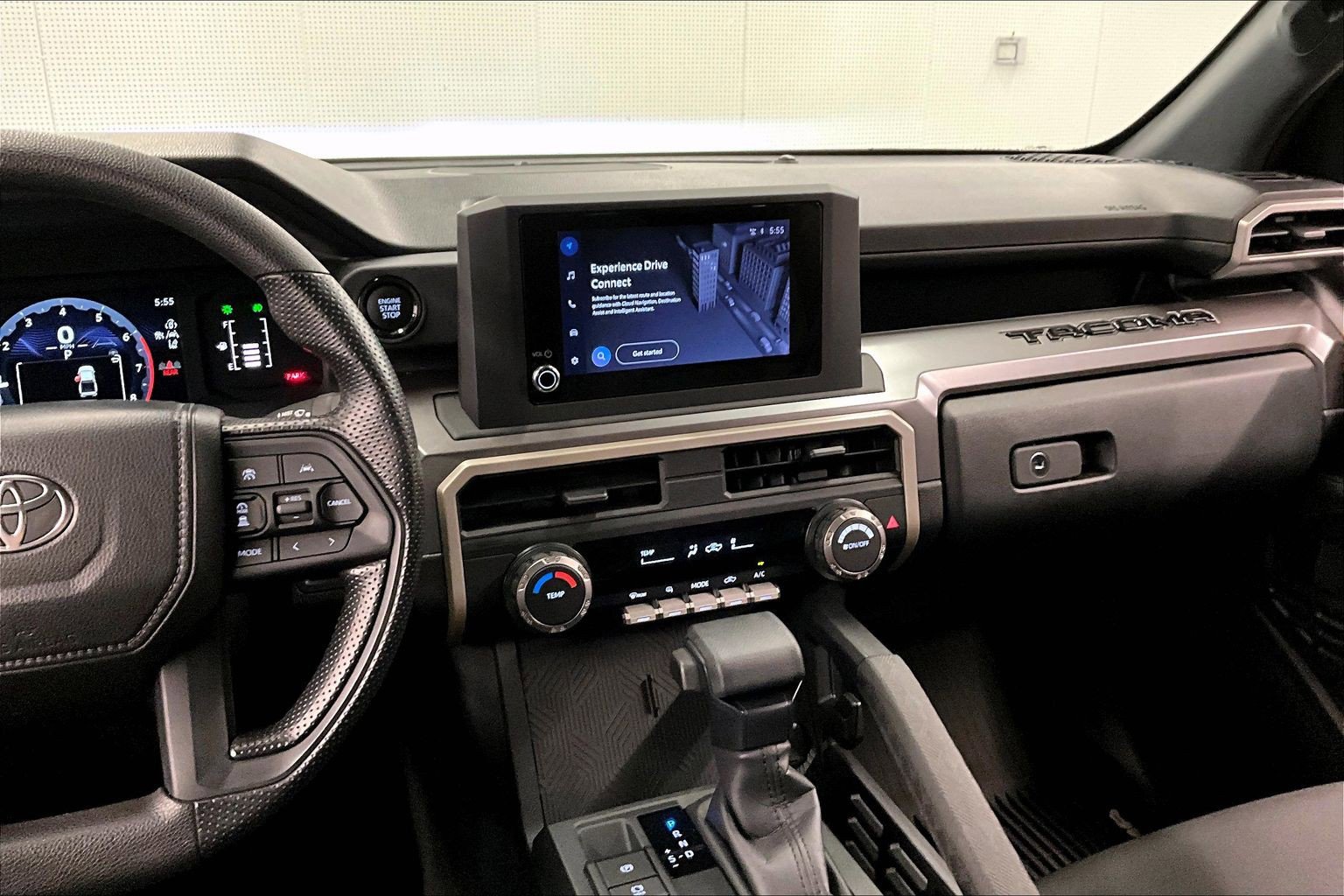 Used 2025 Toyota Tacoma SR5 AWD/4WD image 7