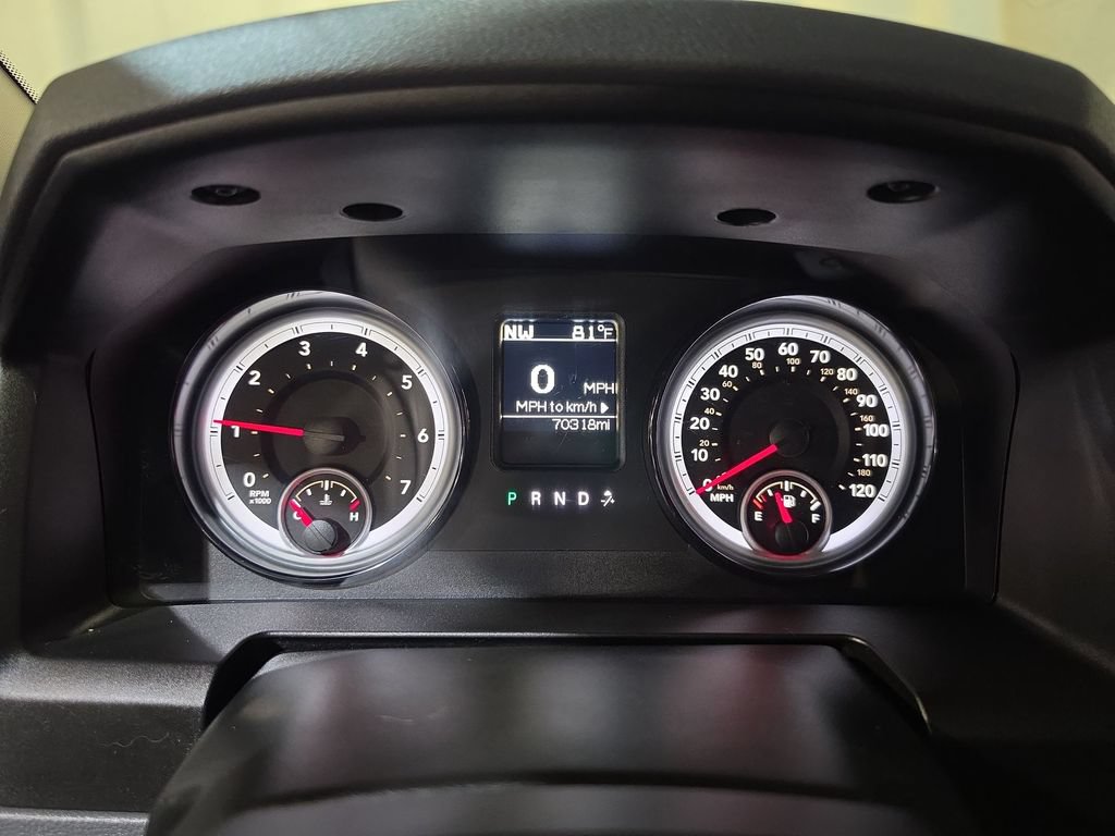 Used 2019 RAM 1500 Classic SLT AWD/4WD image 10