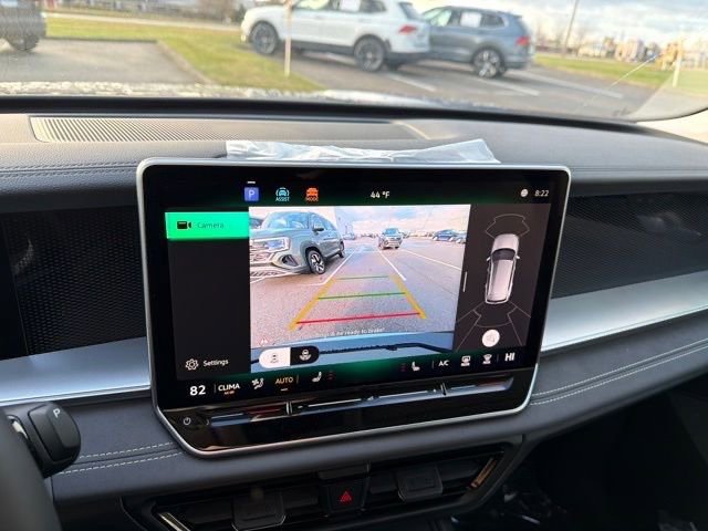 New 2026 Volkswagen Tiguan SE image 28