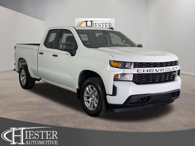 Used 2022 Chevrolet Silverado 1500 Custom image 1