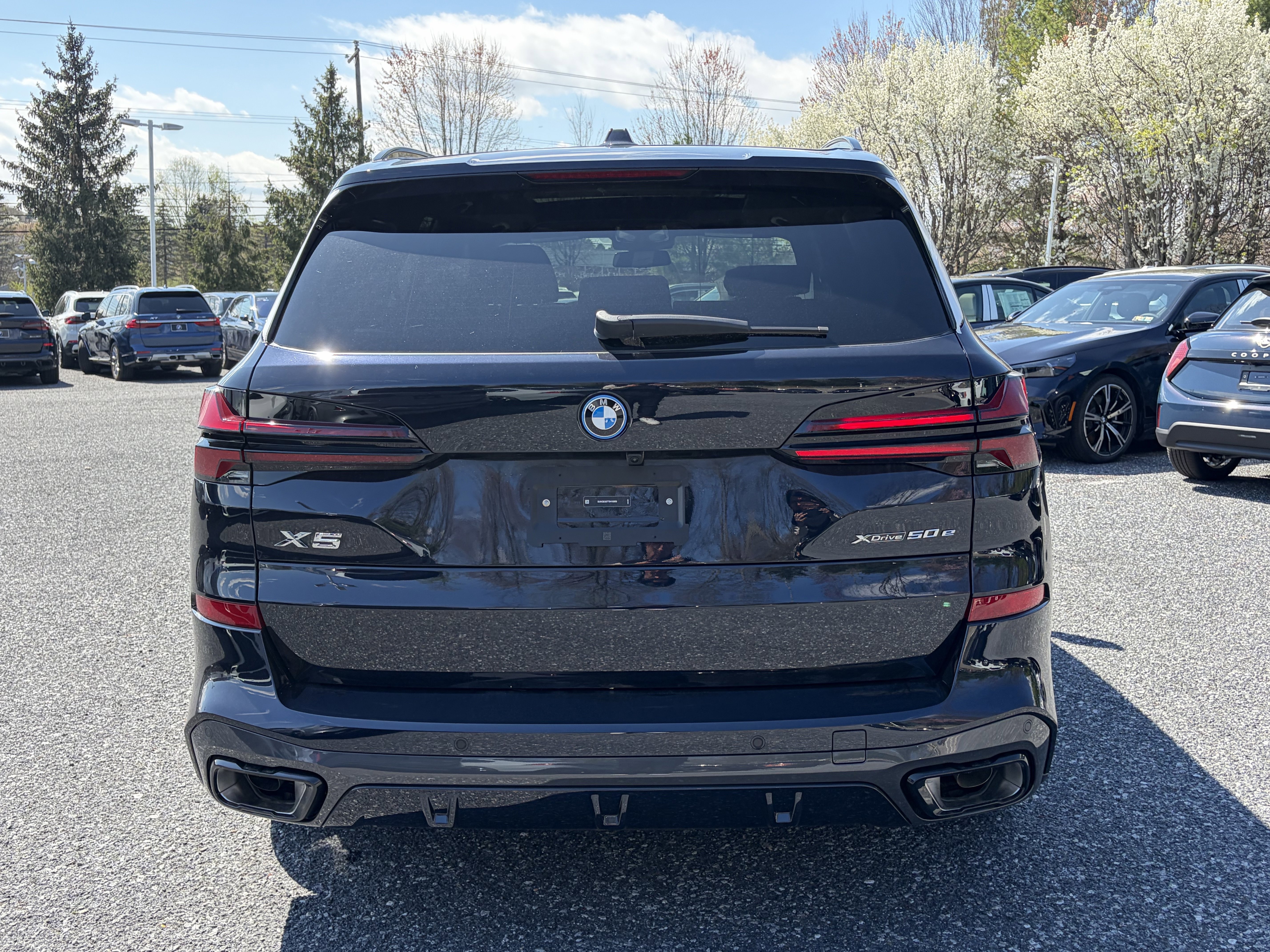 New 2026 BMW X5 xDrive50e w/ M Sport Package AWD/4WD image 6