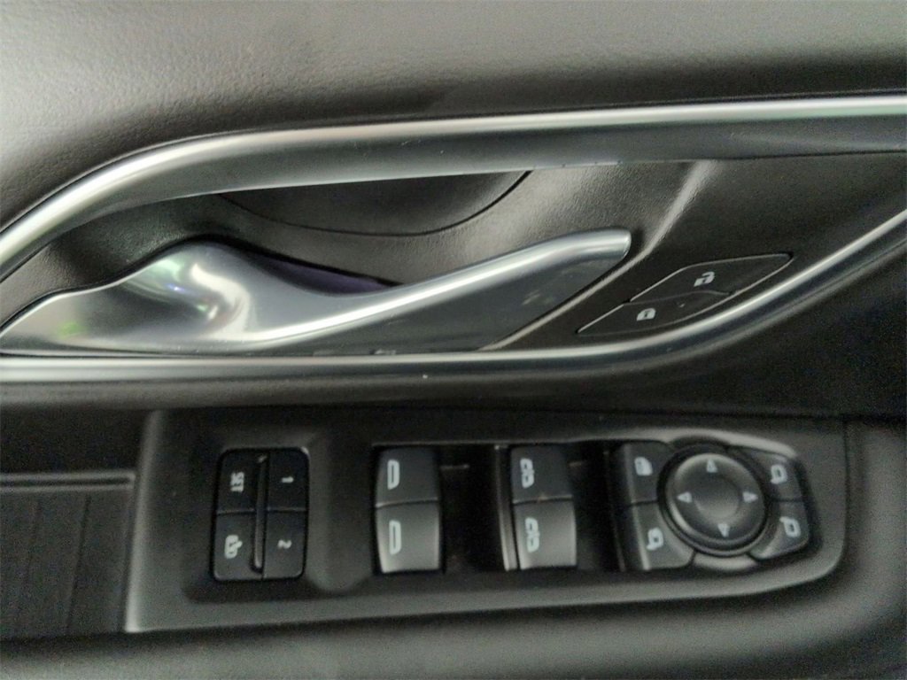 Certified 2024 Chevrolet Tahoe Z71 w/ Luxury Package image 24