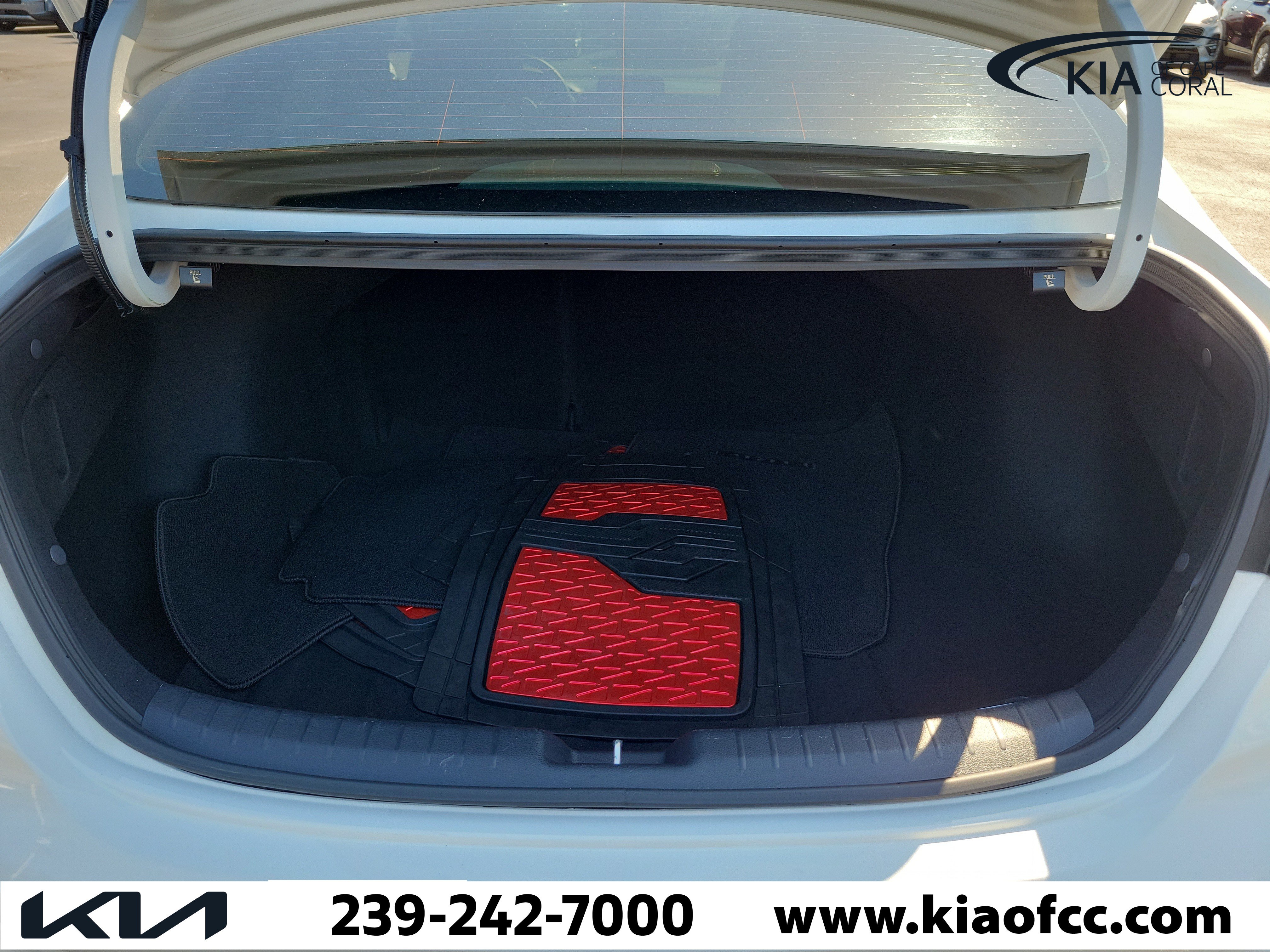 Certified 2023 Kia Forte LXS FWD image 10