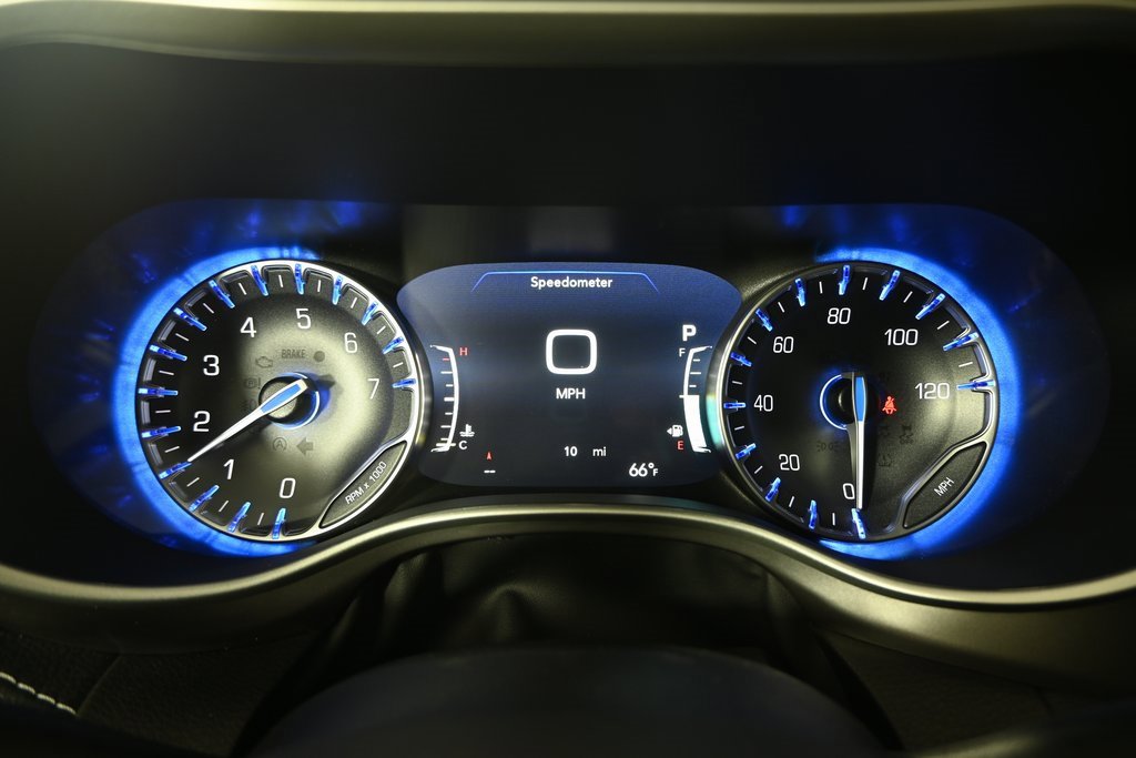 New 2026 Chrysler Pacifica Select image 26