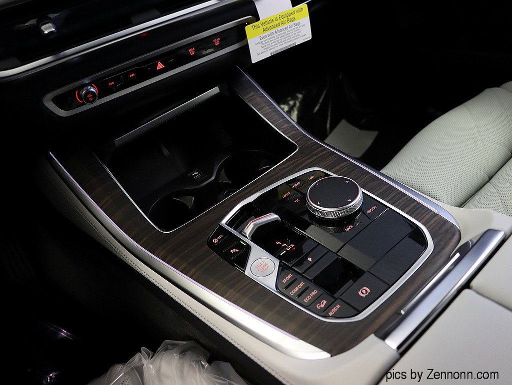 New 2026 BMW X5 xDrive40i w/ Climate Comfort Package AWD/4WD image 25