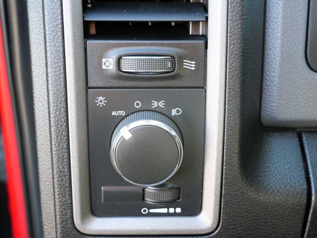 Used 2016 RAM 3500 Tradesman image 24