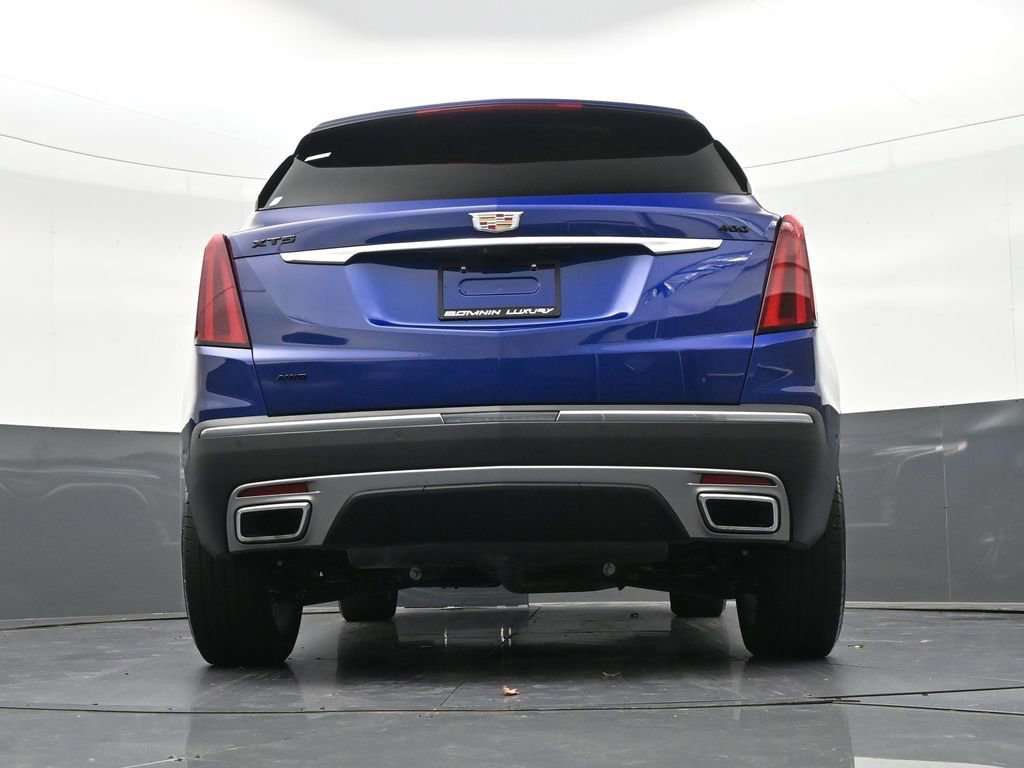 Used 2024 Cadillac XT5 Premium Luxury w/ Technology Package AWD/4WD image 32