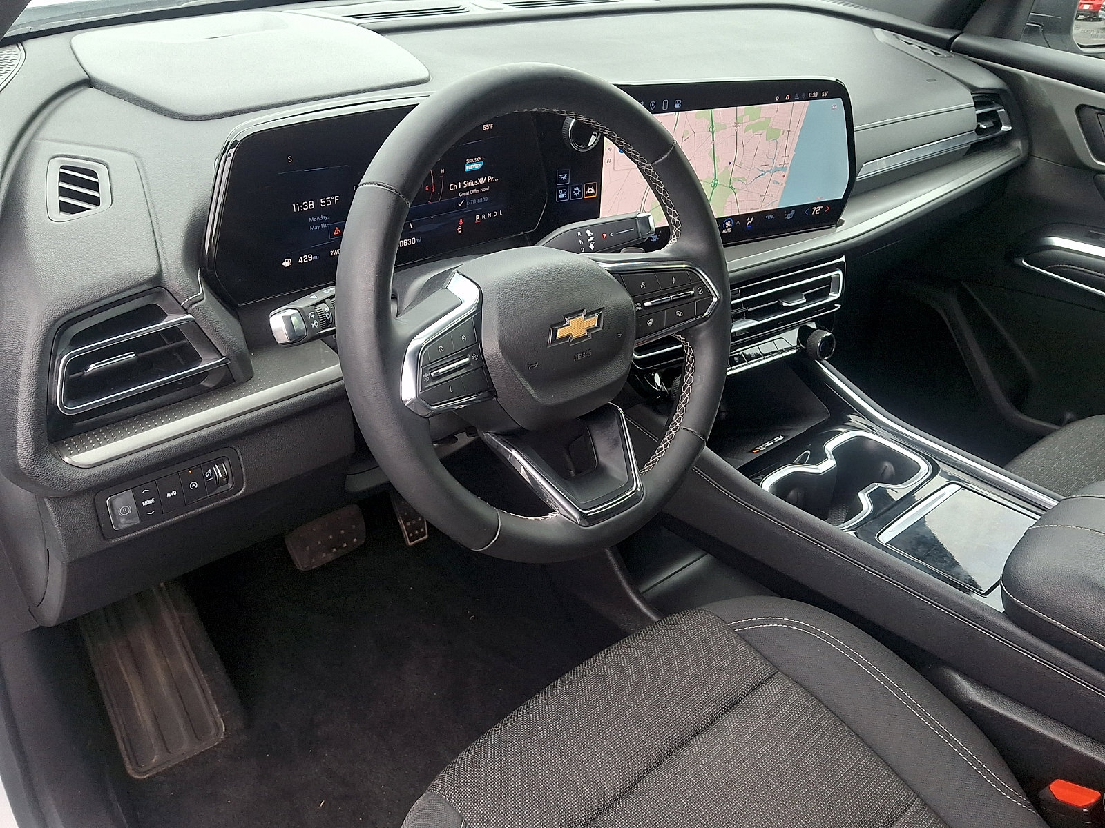 Used 2024 Chevrolet Traverse LT w/ LPO, Floor Liner Package AWD/4WD image 26