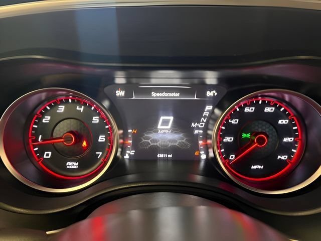 Used 2022 Dodge Charger SXT RWD image 7